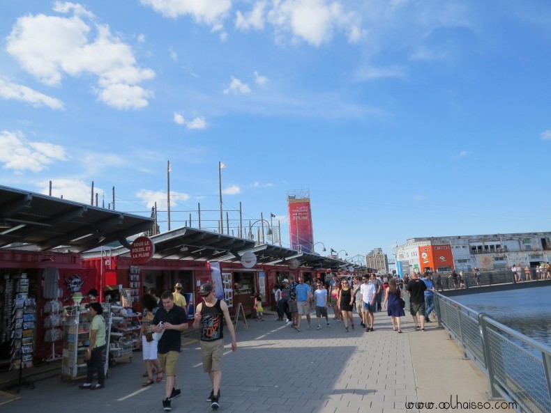 cais velho porto em montreal