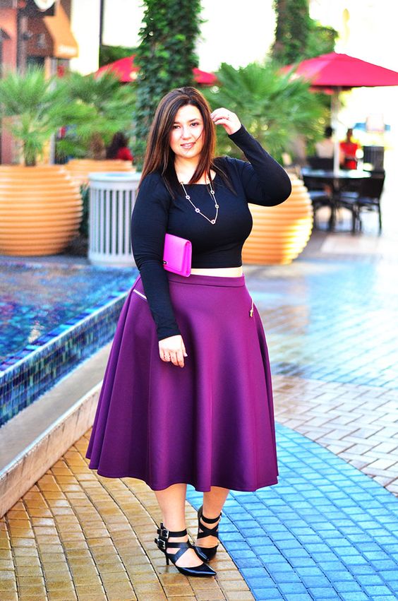 como usar ultra violet a cor de 2018 saia midi plus size