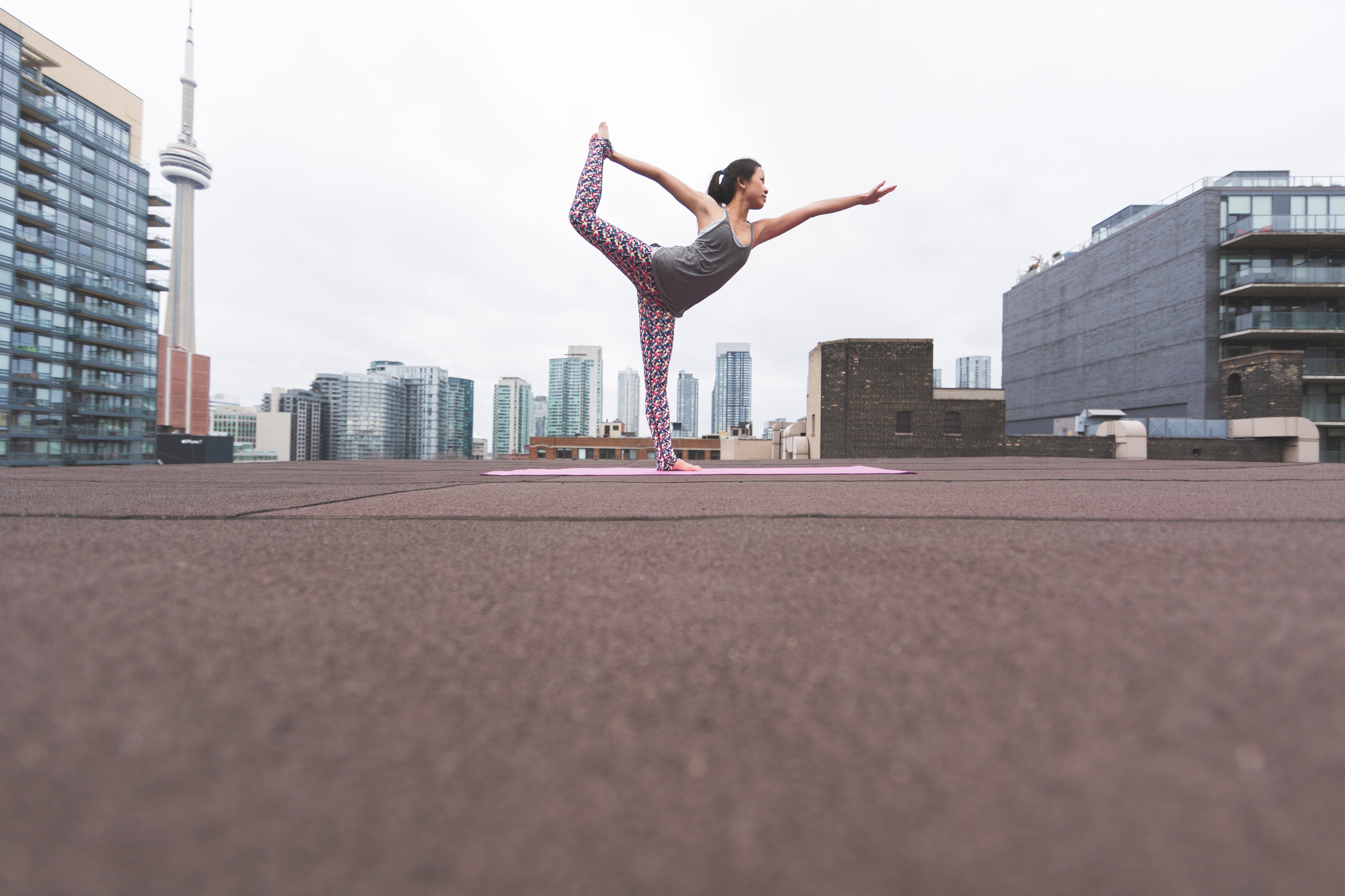 yoga para ajudar na autoconfianca