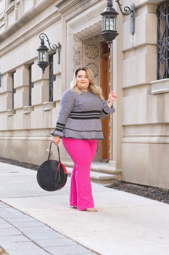 calça flare plus size