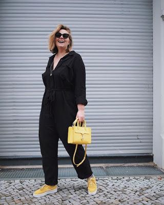 looks com tenis amarelo