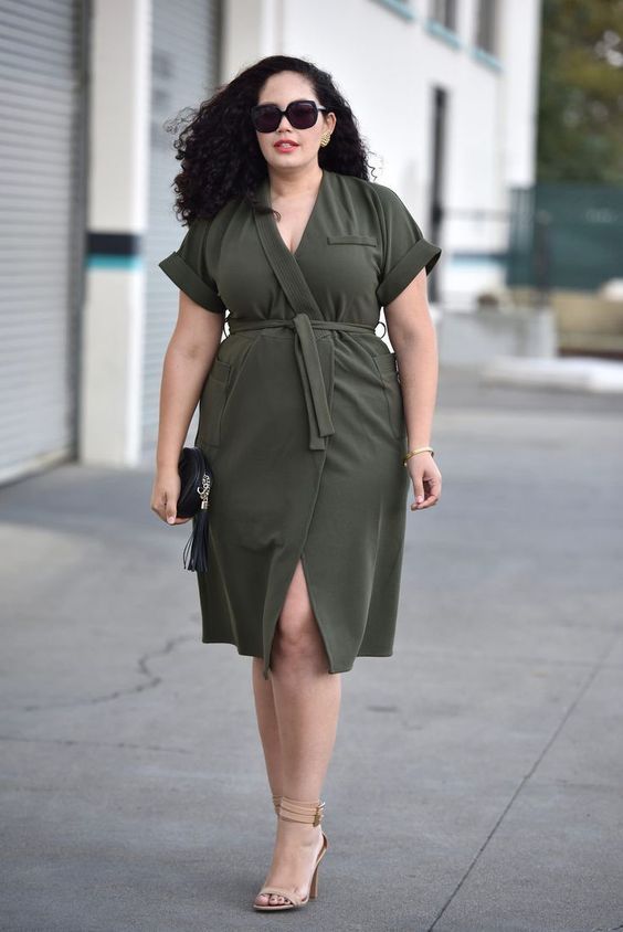 Vestido envelope plus size. Looks para verão 2020.