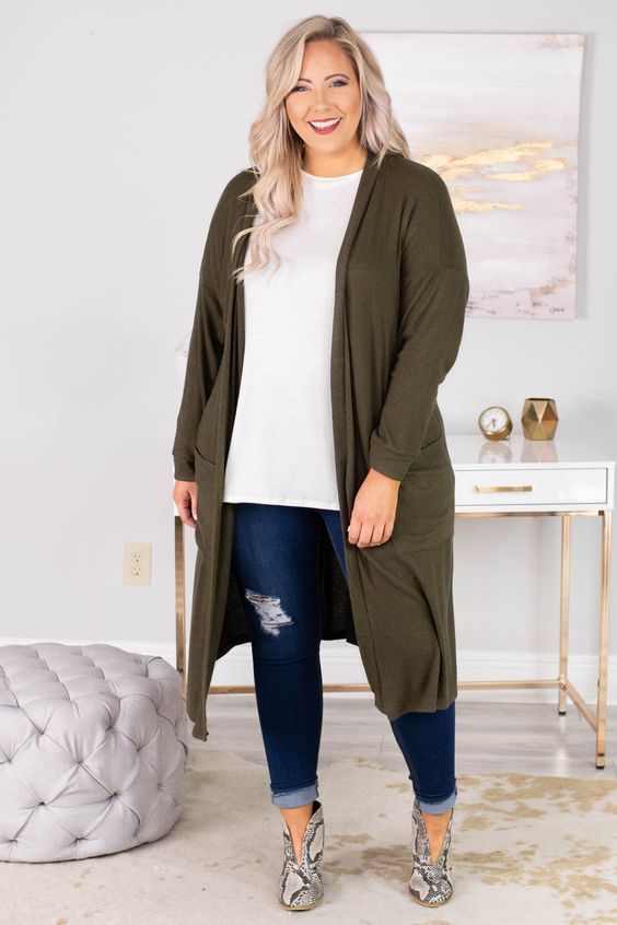 look plus size com cardigan longo